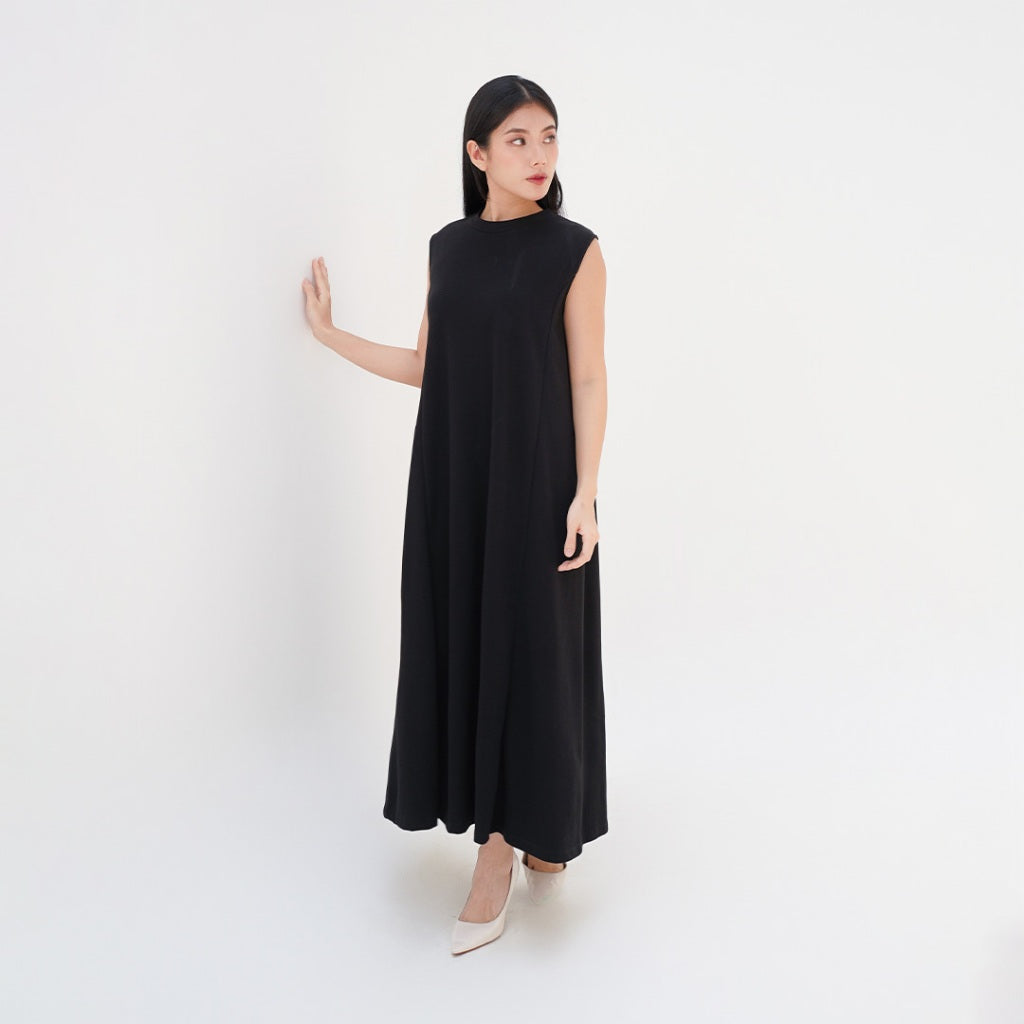 Valencia Maxi Dress With High Neck